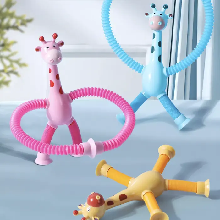 The Giraffe Suction Stretch Toy Set - 4 Colors 5 The Giraffe Suction Stretch Toy Set - 4 Colors - Image 5